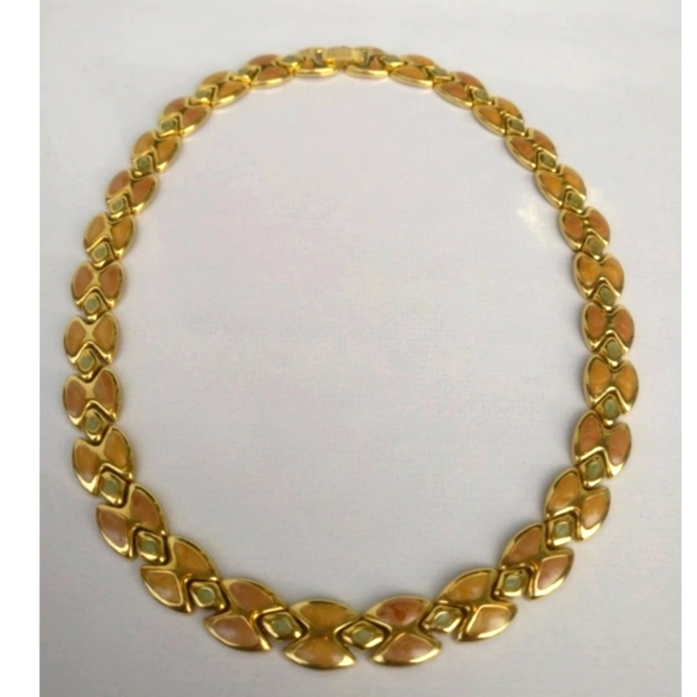 Vintage gold plated link necklace in EUC